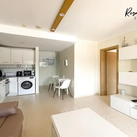 B-rent Royal 2 Bed Pool Barbecue&relax