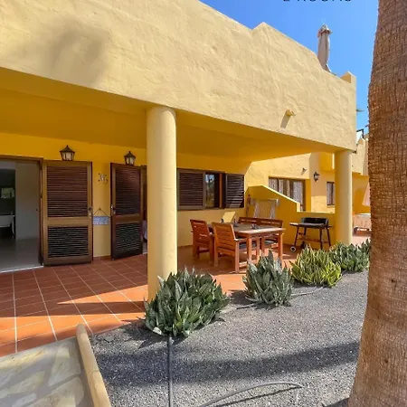 B-rent Royal 2 Bed Pool Barbecue&relax Apartment Corralejo