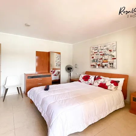 Lägenhet B-rent Royal 2 Bed Pool Barbecue & Relax *