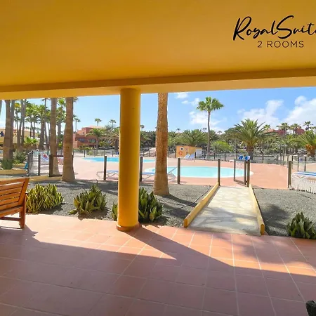 B-rent Royal 2 Bed Pool Barbecue & Relax Lägenhet