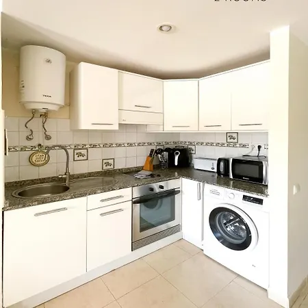 B-rent Royal 2 Bed Pool Barbecue & Relax