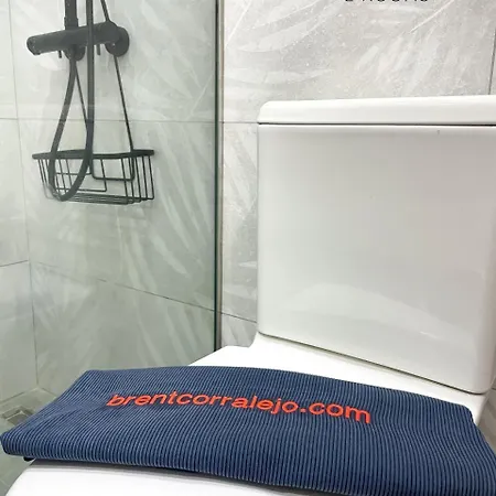 B-rent Royal 2 Bed Pool Barbecue & Relax Lägenhet