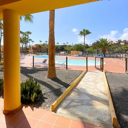 Lägenhet B-rent Royal 2 Bed Pool Barbecue & Relax *